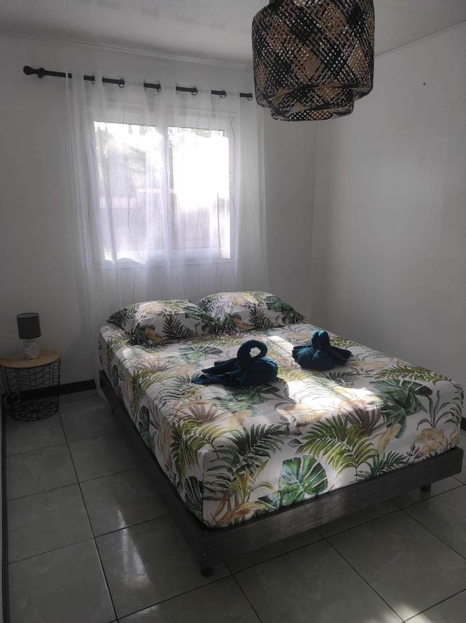 Location Saisonniere Les Bibassiers Apartment Le Tampon Luaran gambar