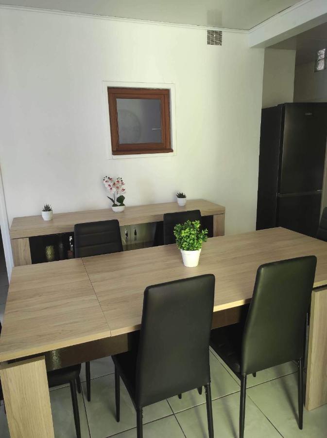Location Saisonniere Les Bibassiers Apartment Le Tampon Luaran gambar